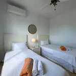 Apartment Palm 2f A Stylish Seaside With Parking Marbella