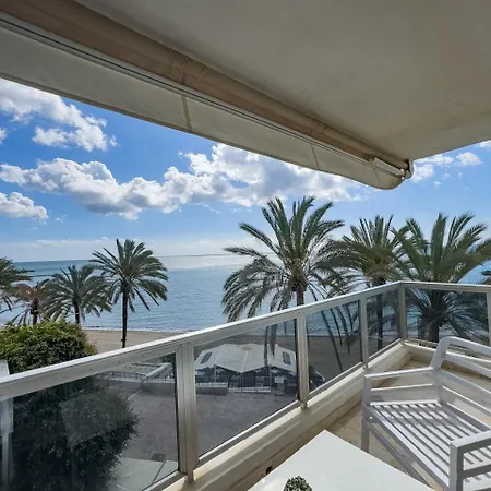 Palm 2f A Stylish Seaside With Parking דירה מארבלה