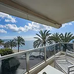 Palm 2f A Stylish Seaside With Parking Apartament Marbella