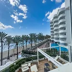 Palm 2f A Stylish Seaside With Parking