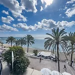 Palm 2f A Stylish Seaside With Parking Apartamento