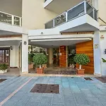 Palm 2f A Stylish Seaside With Parking Marbella