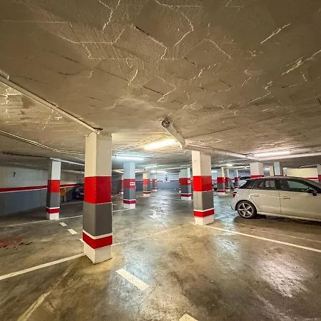 Palm 2f A Stylish Seaside With Parking Marbella