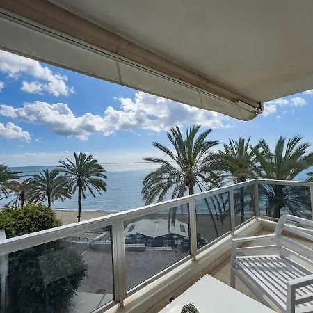 Palm 2f A Stylish Seaside With Parking 马尔韦利亚