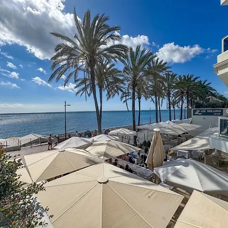 Palm 2f A Stylish Seaside With Parking 公寓