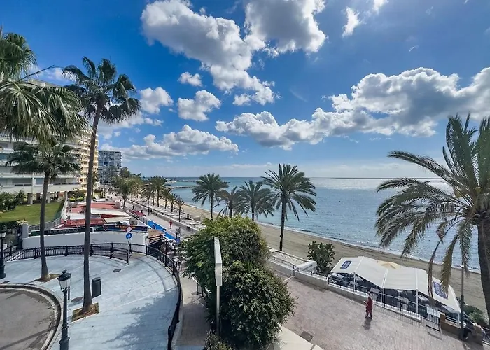 Palm 2f A Stylish Seaside With Parking Марбелья