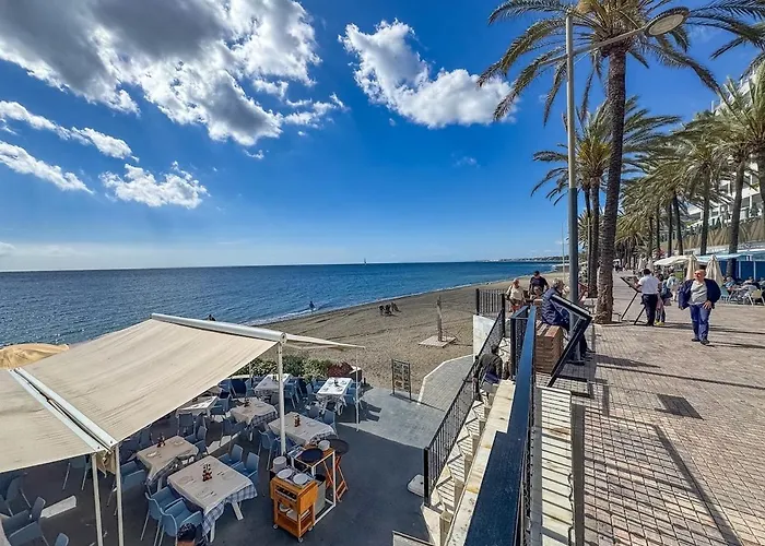 Palm 2f A Stylish Seaside With Parking Апартаменты *