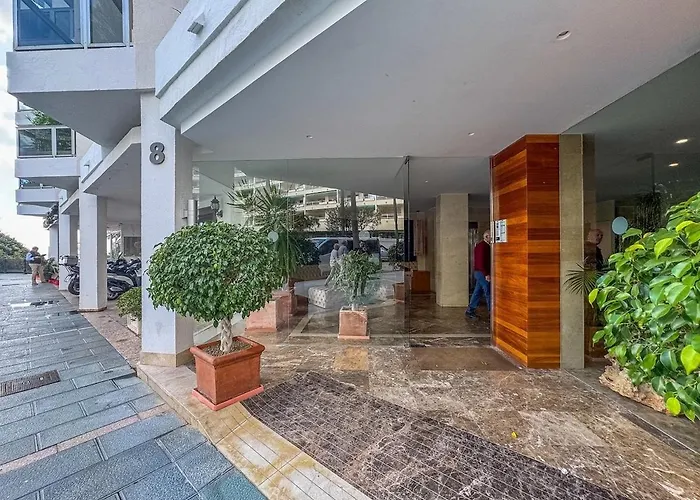 Апартаменты Palm 2f A Stylish Seaside With Parking Марбелья