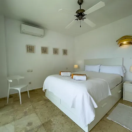 Palm 2f A Stylish Seaside With Parking *